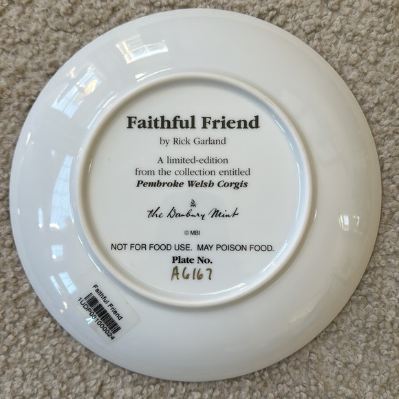 Danbury Mint Pembroke Welsh Corgi Collectors Plate "Faithful Friend" - Picture 3 of 5